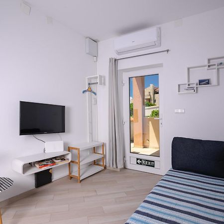 Apartments Mely Ražanac Exteriér fotografie