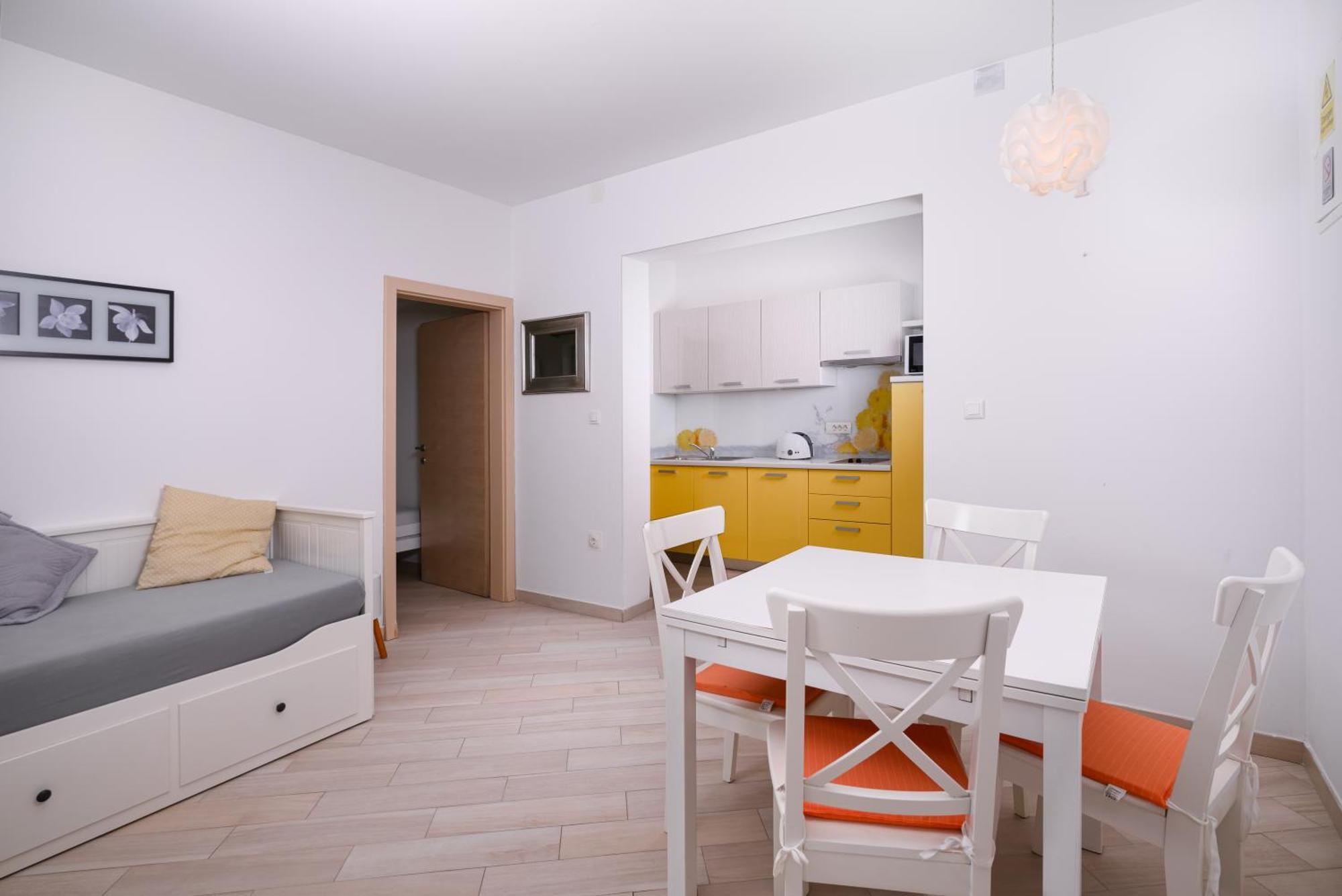 Apartments Mely Ražanac Exteriér fotografie
